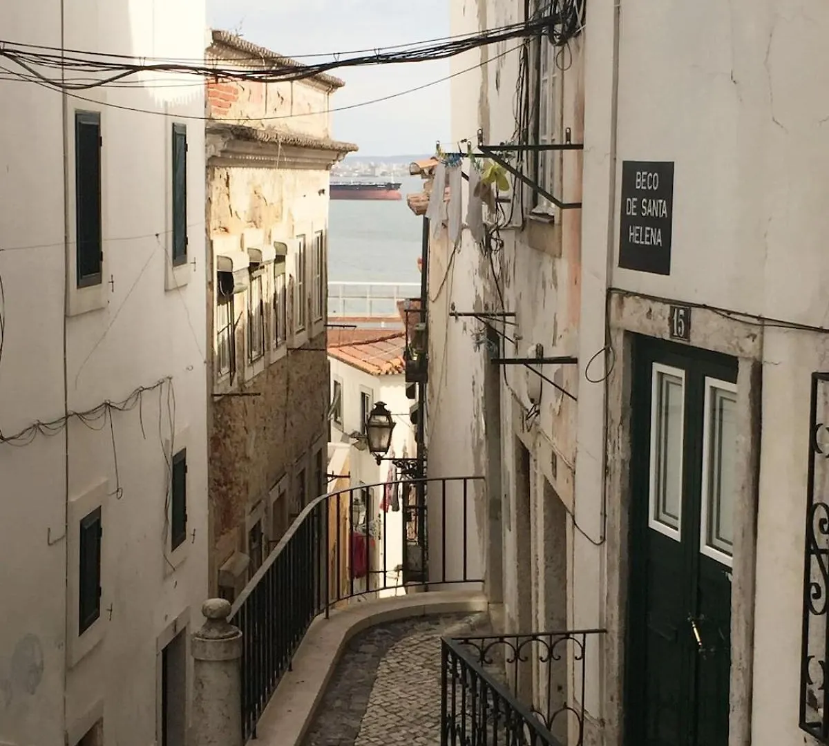 Casa Com Alma Portuguesa @ Alfama Apartment Lisbon