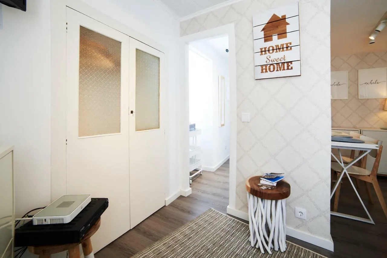 Casa Com Alma Portuguesa @ Alfama Apartment Lisbon
